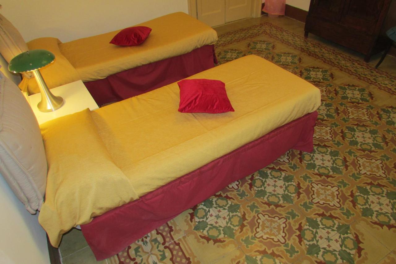 בארי Guesthouse City Center מראה חיצוני תמונה