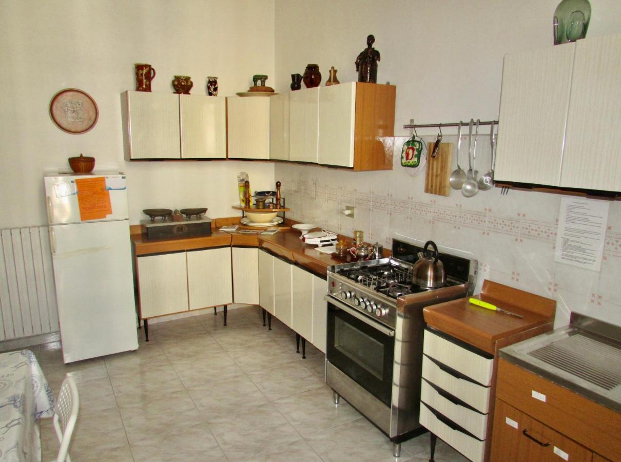 בארי Guesthouse City Center מראה חיצוני תמונה